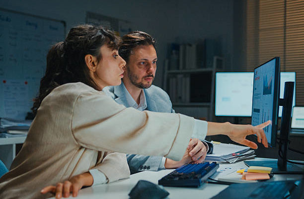 La première étape pour réussir une rédaction SEO Lyon repose sur la définition précise de l’objectif éditorial. En effet,