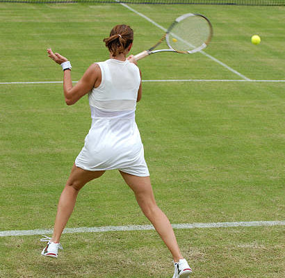 construction court de tennis en gazon synthétique à Mougins