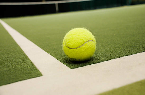 construction court de tennis en gazon synthétique à Chartres